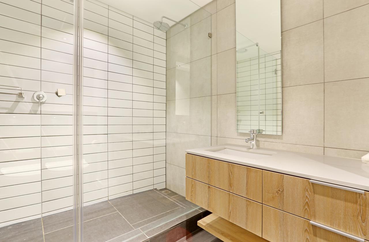 Apartment Matrix 410